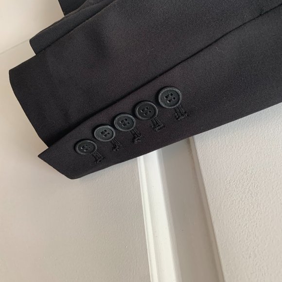 Black SmartSet Blazer with button detail XXS - Picture 5 of 5